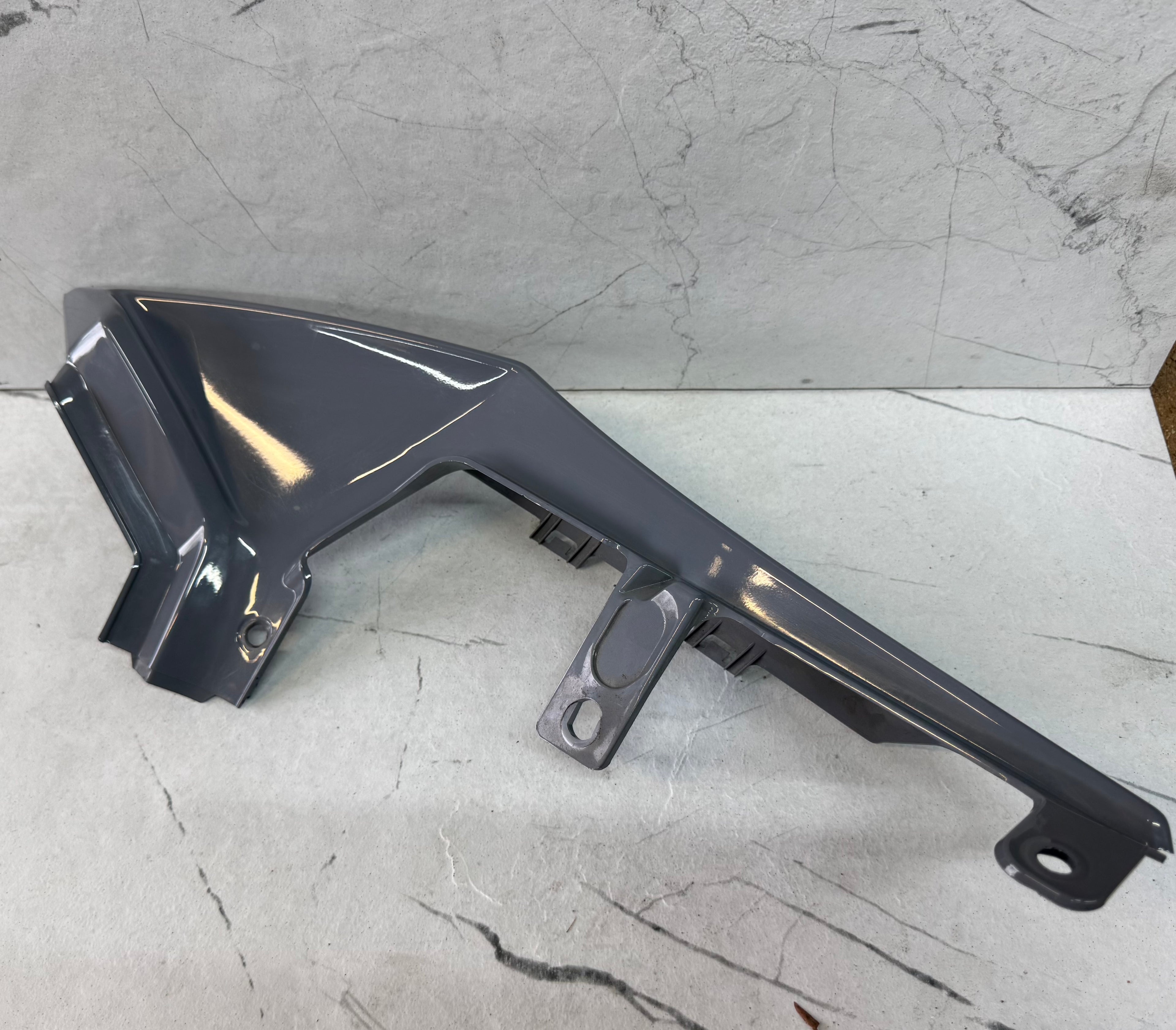 Flanc arrière G Yamaha MT125