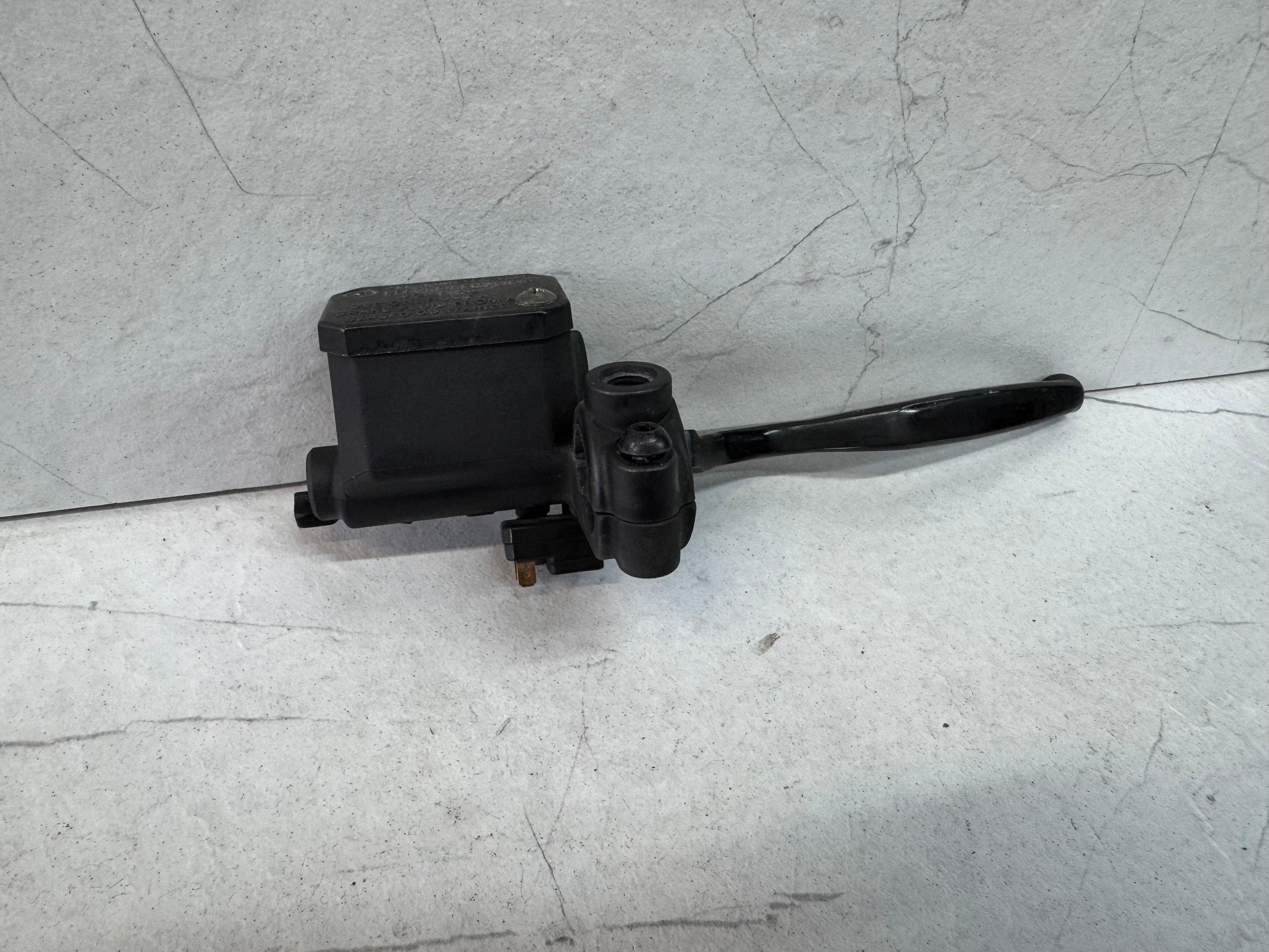 Maitre cylindre de frein AV Yamaha MT125, YZF R125 Ph2