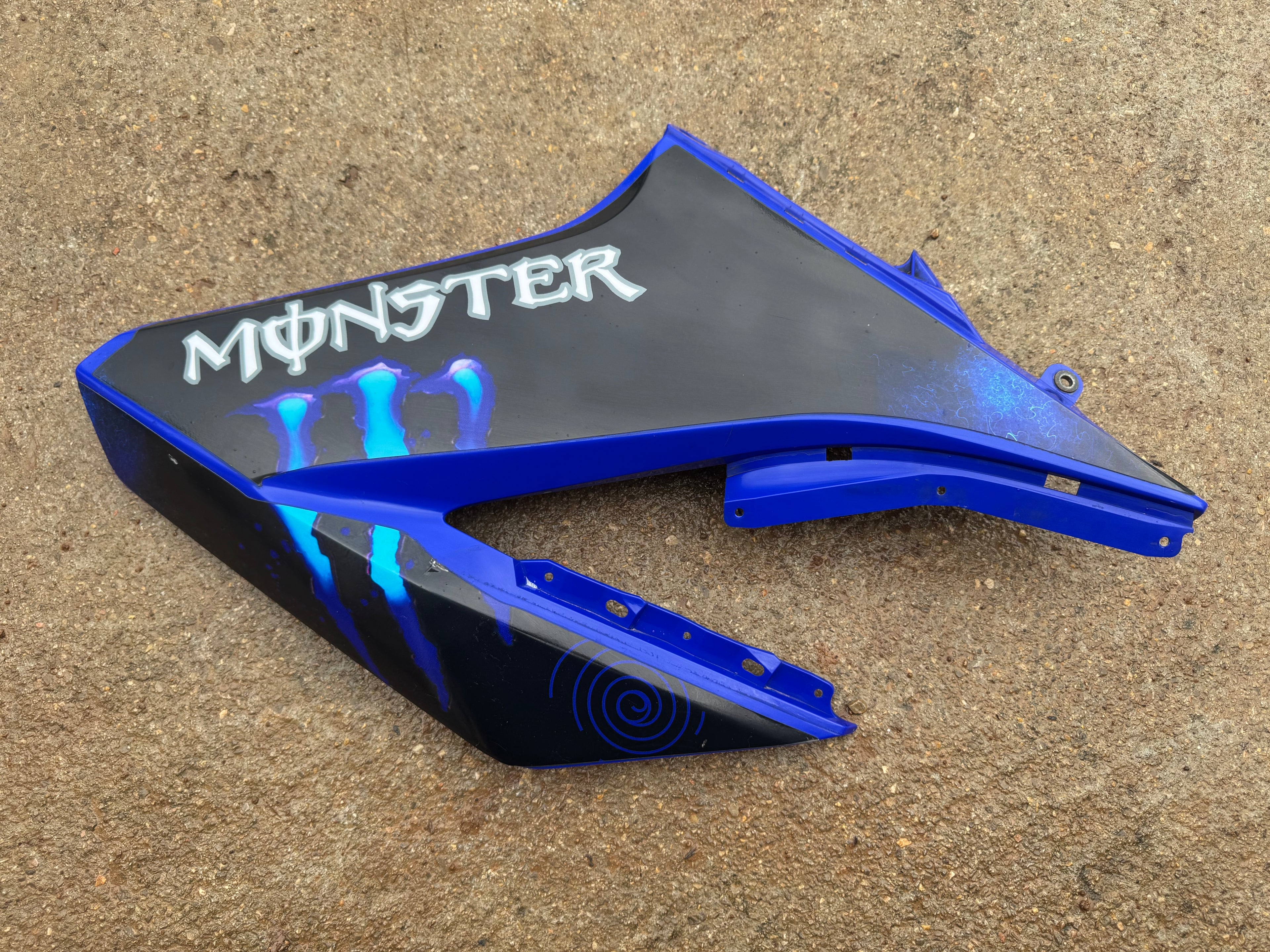 Carénage avant G Yamaha 125 WRX