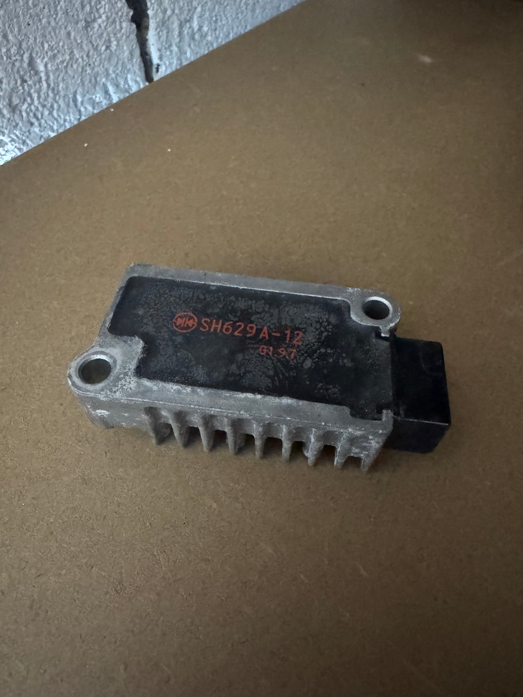 Regulateur tension Yamaha 125 WRX