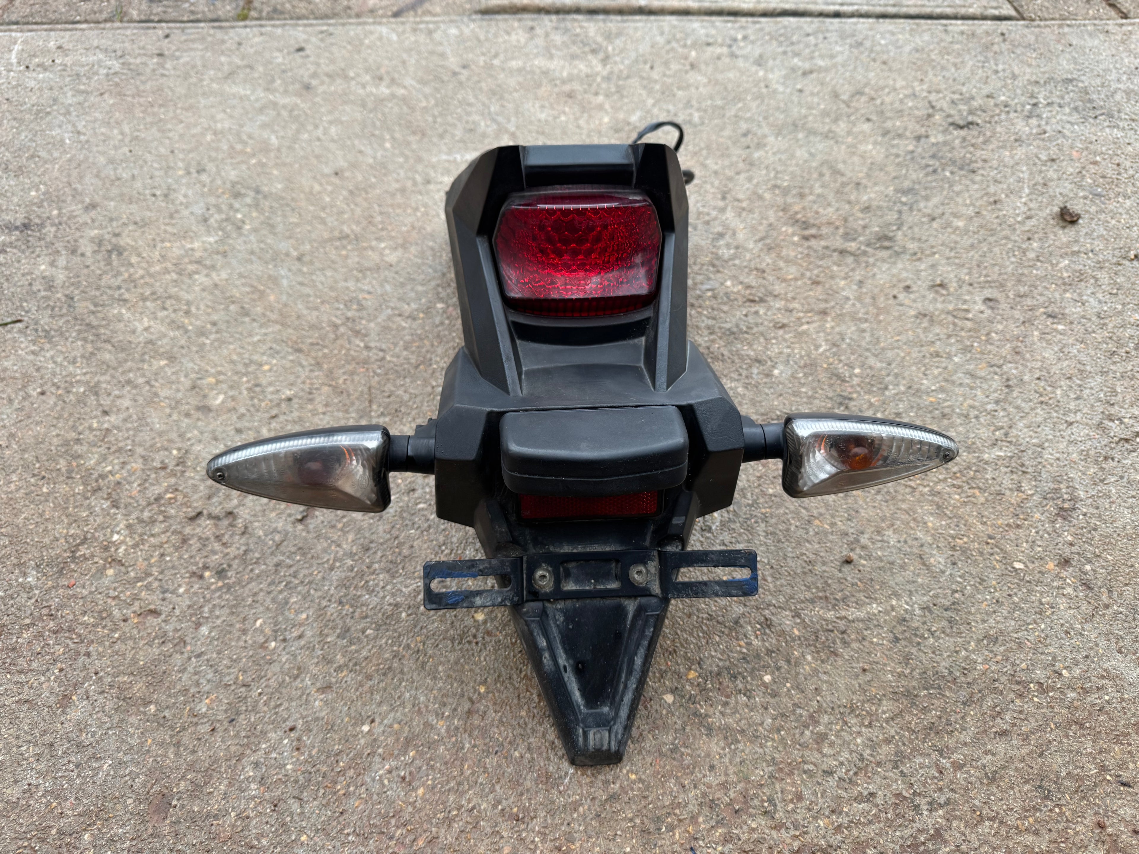 Support plaque immatriculation Yamaha 125 WRX