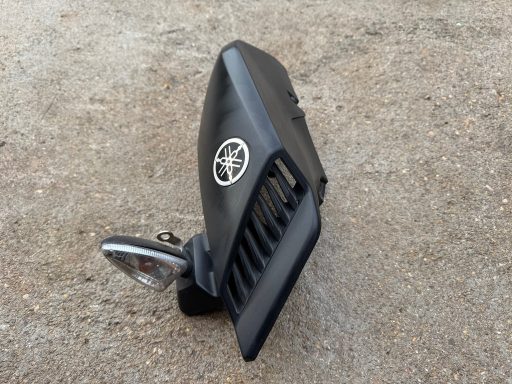Carénage avant D Yamaha MT125