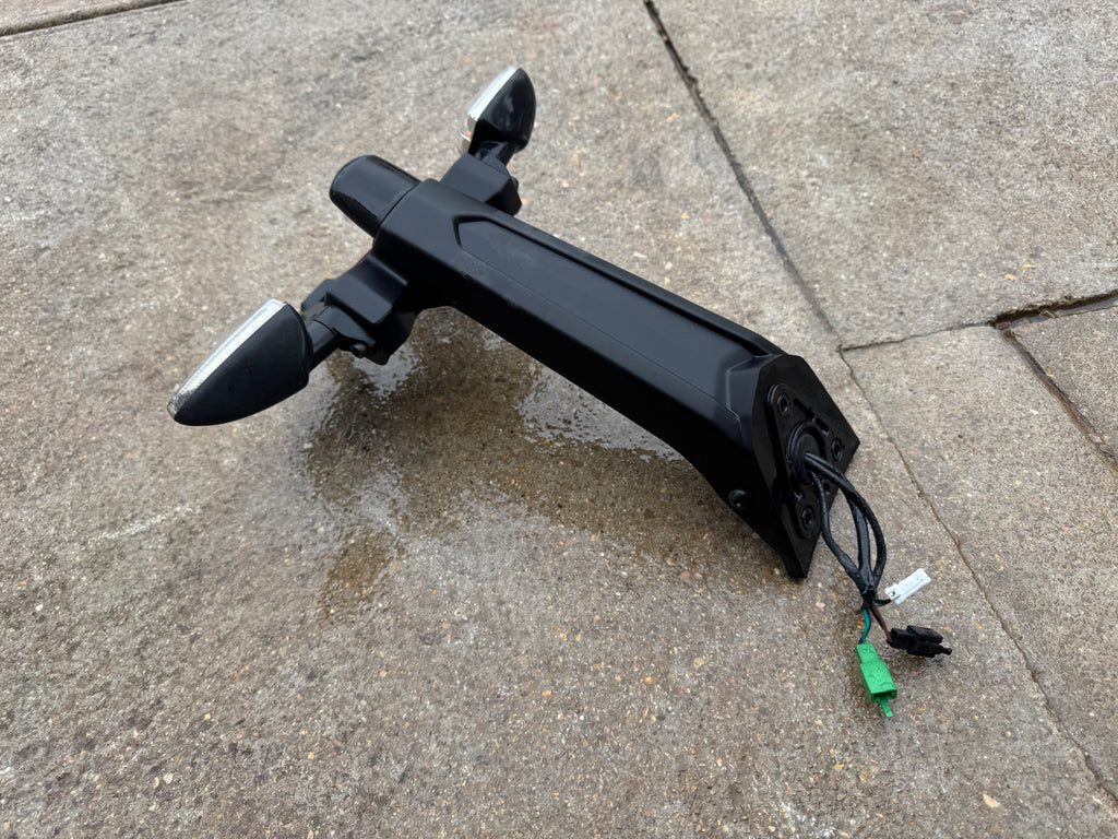 Support plaque immatriculation Yamaha MT125