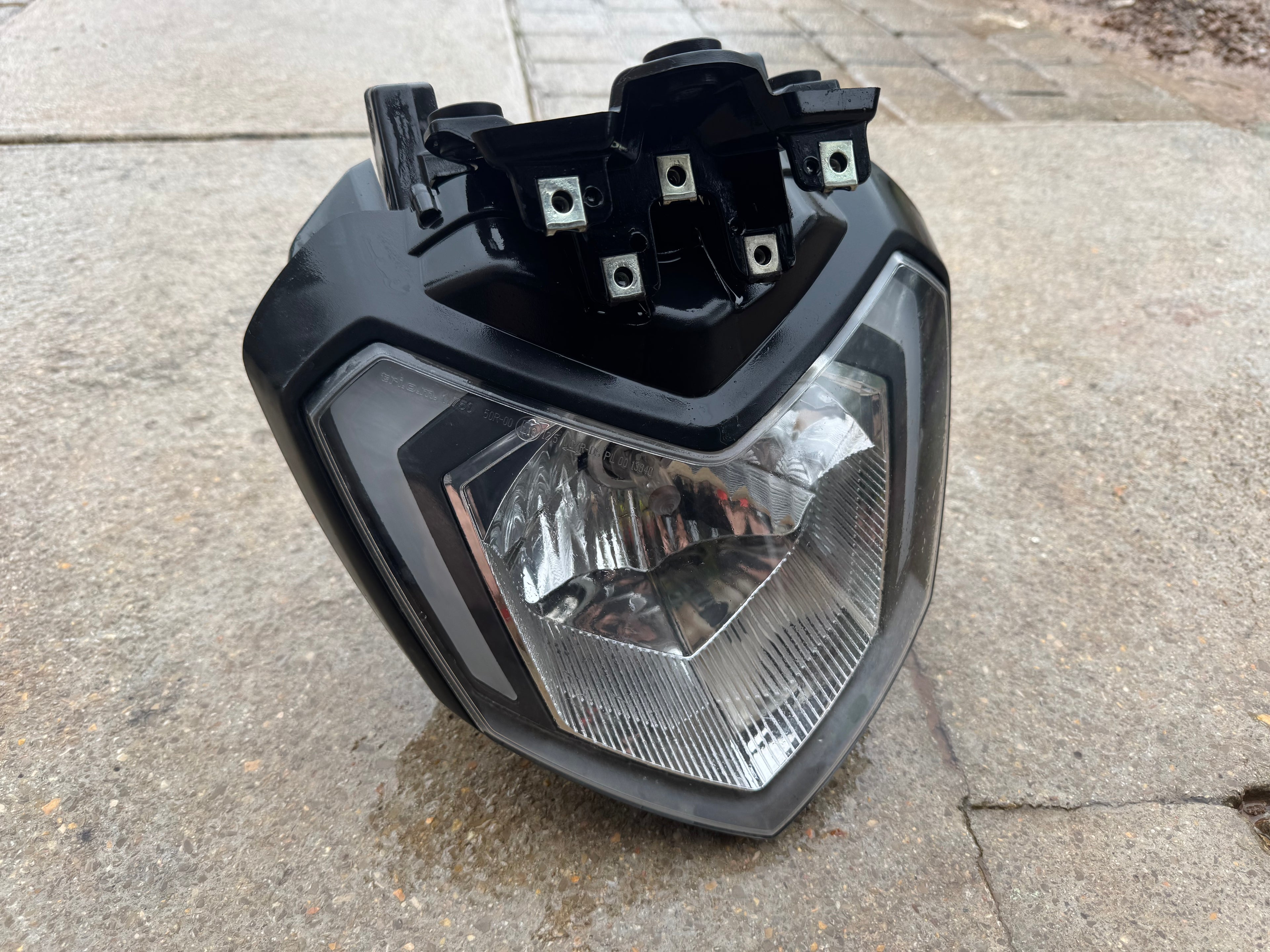 Optique Yamaha MT125