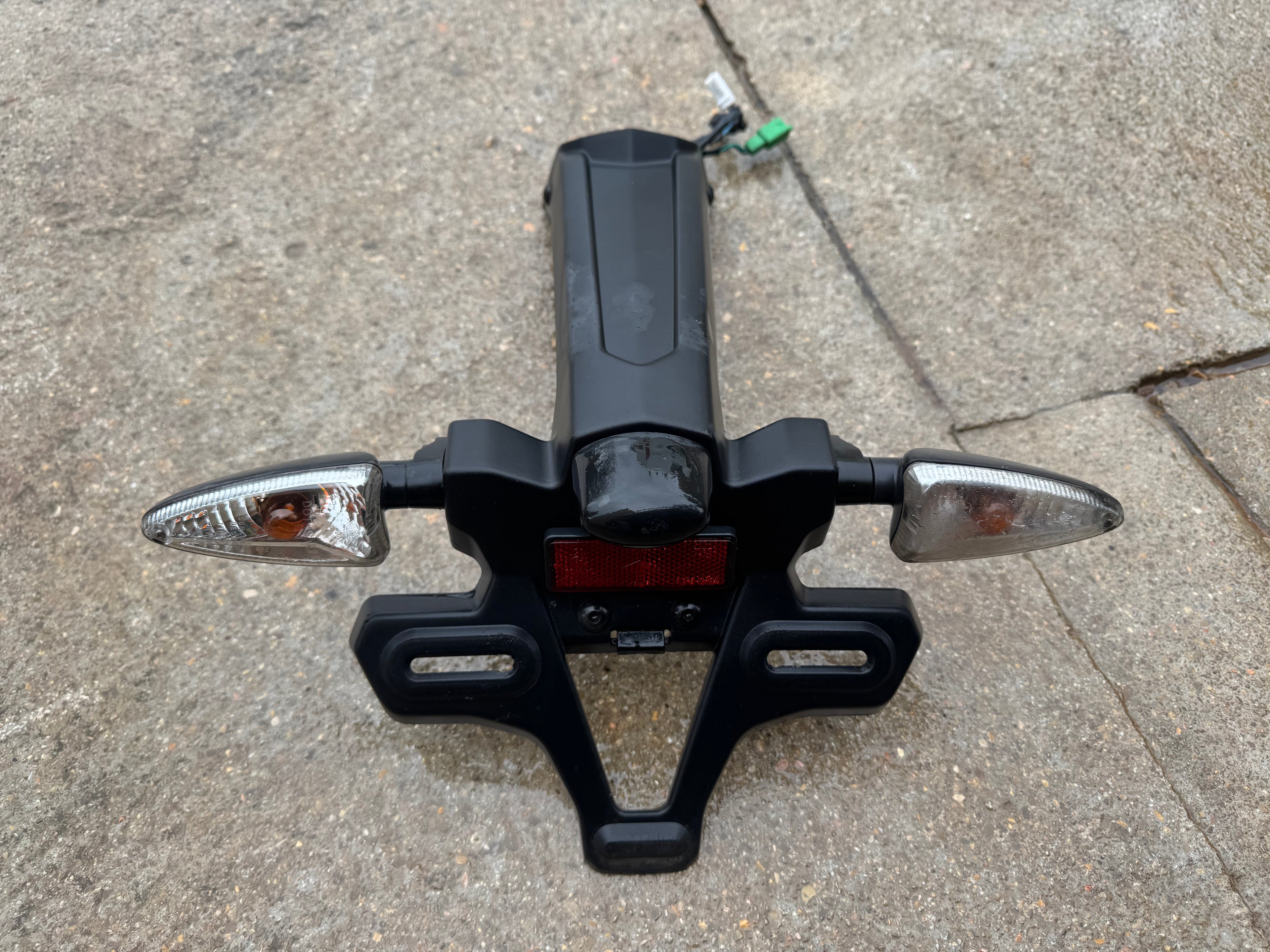 Support plaque immatriculation Yamaha MT125