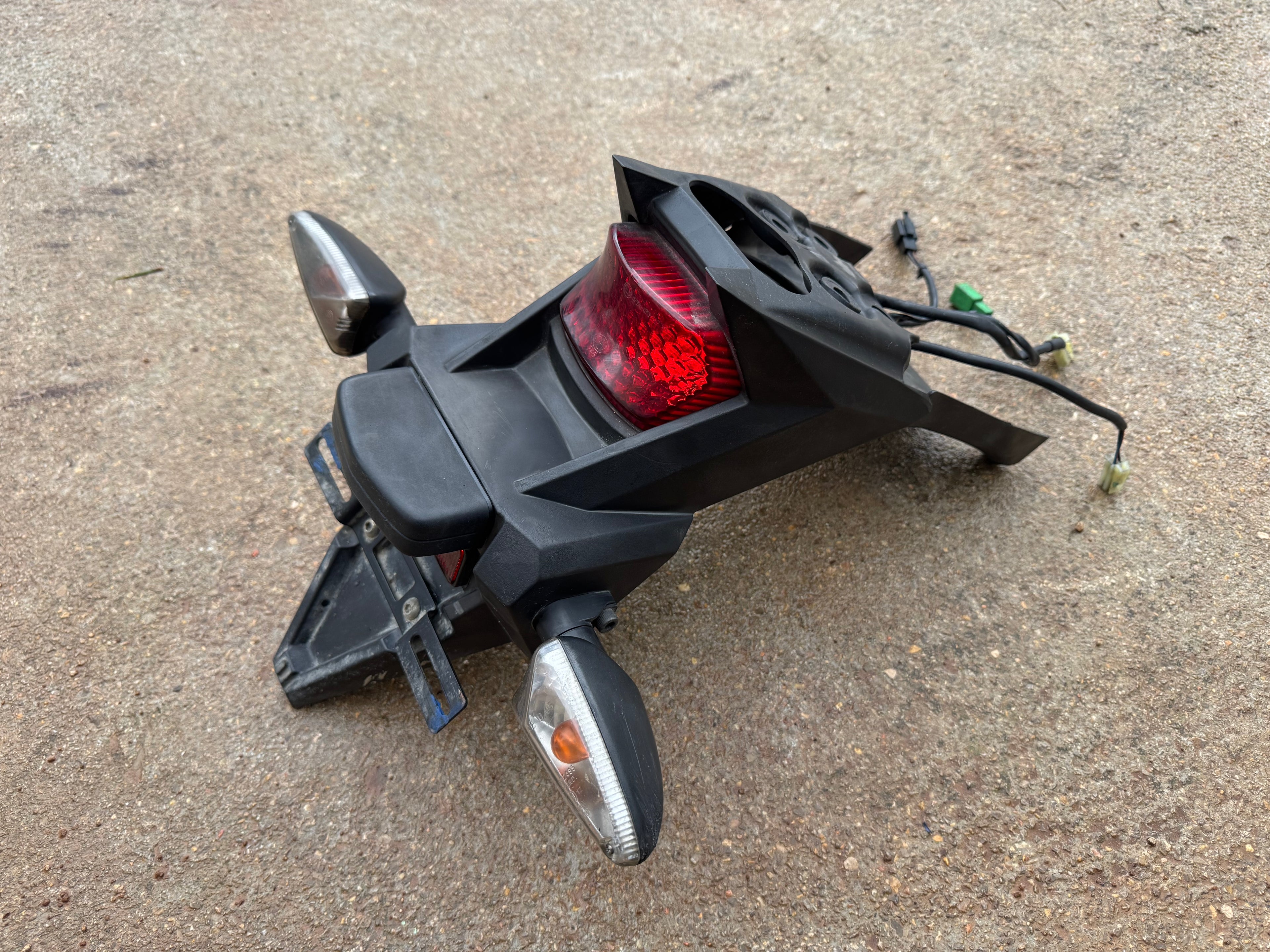 Support plaque immatriculation Yamaha 125 WRX