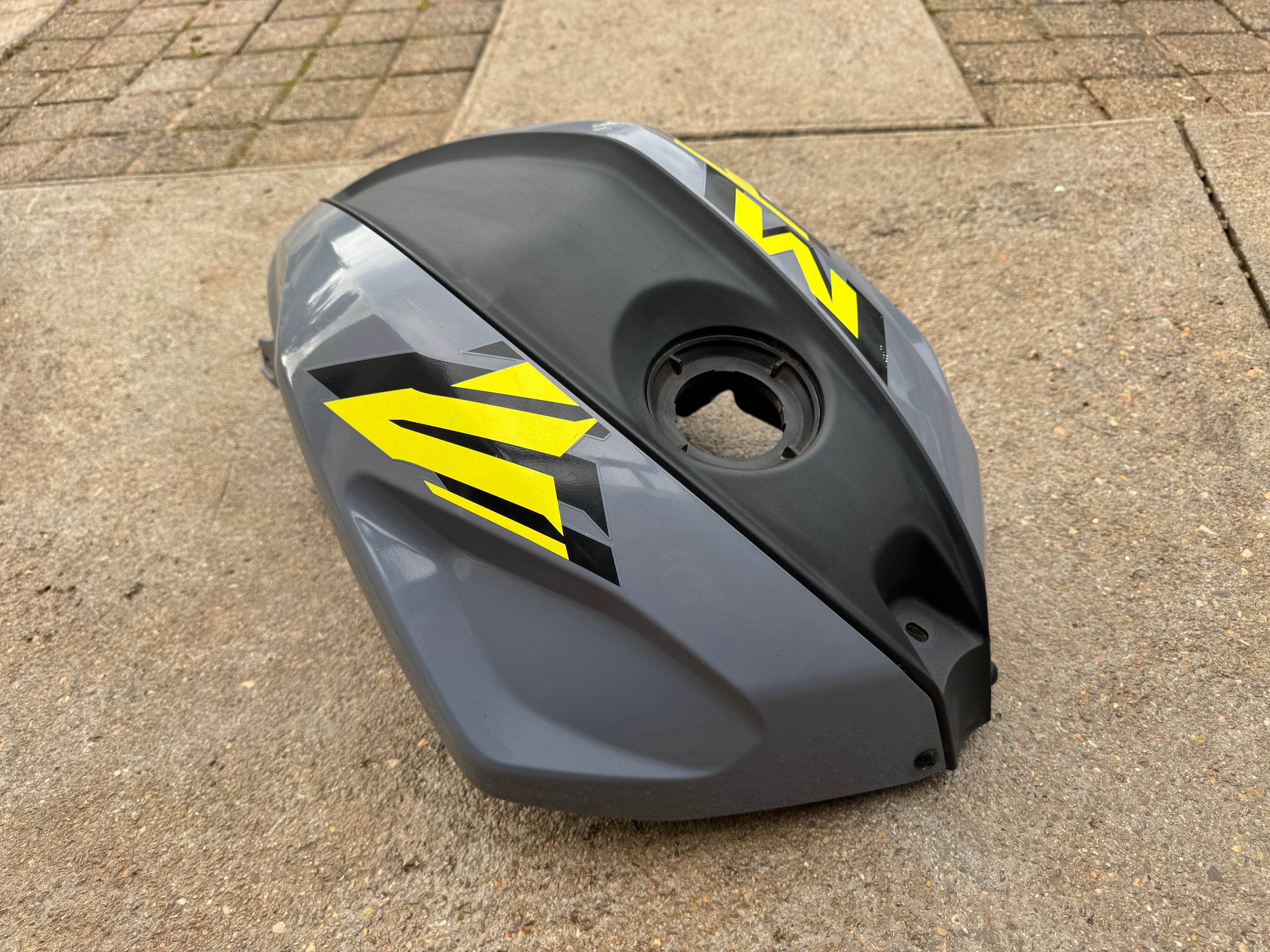Coque reservoir Yamaha MT125