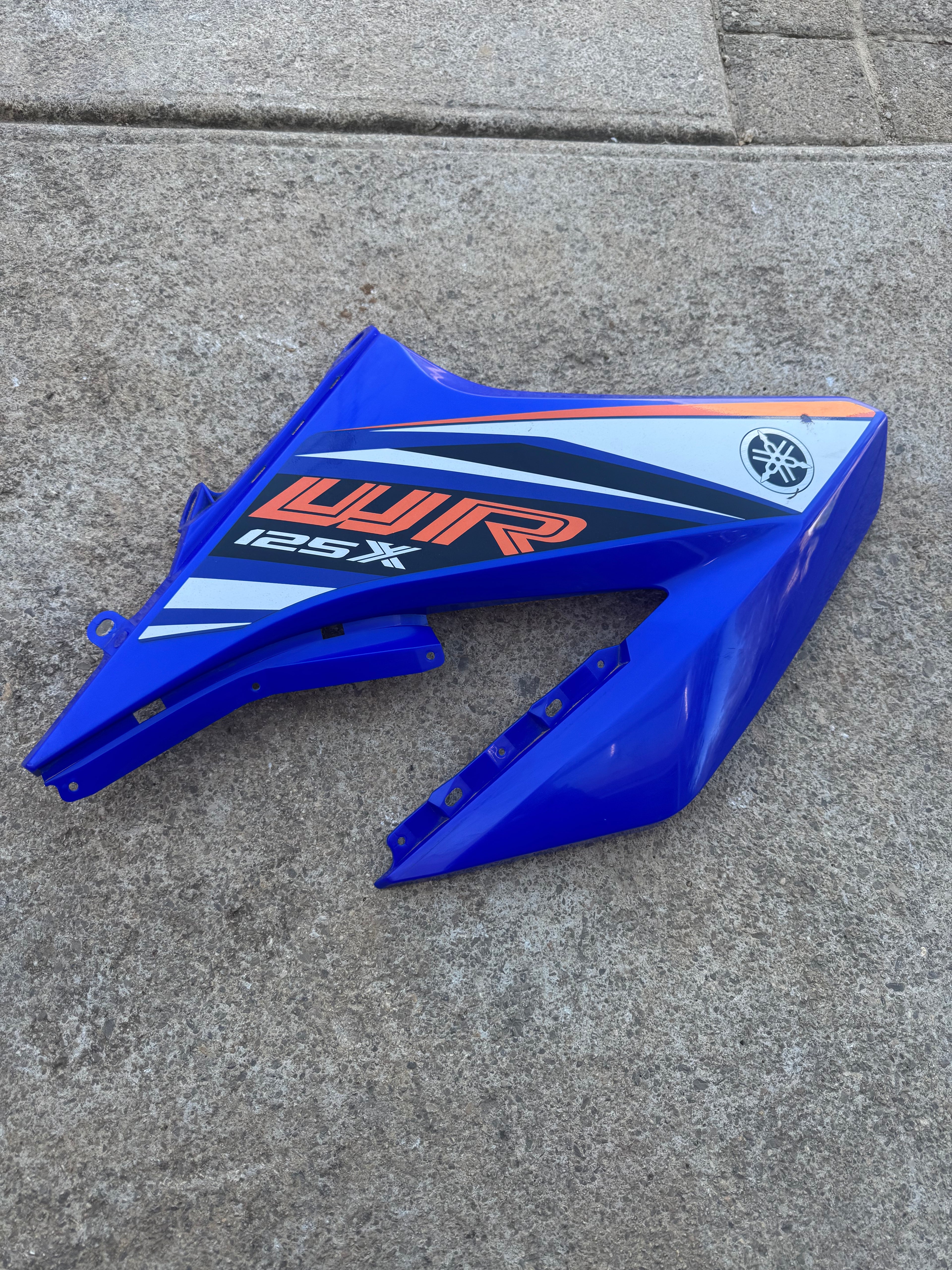 Carénage avant D Yamaha 125 WRX