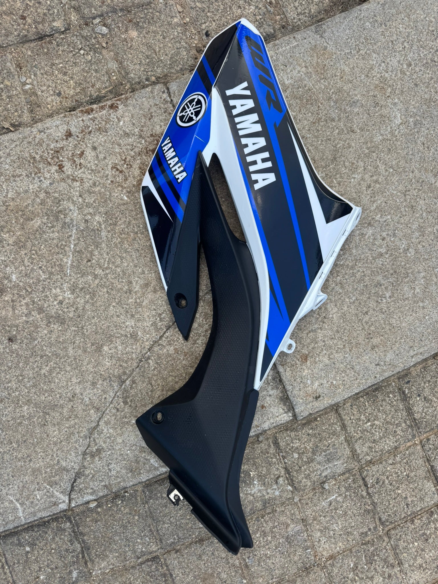 Carénage avant G Yamaha 125 WRX