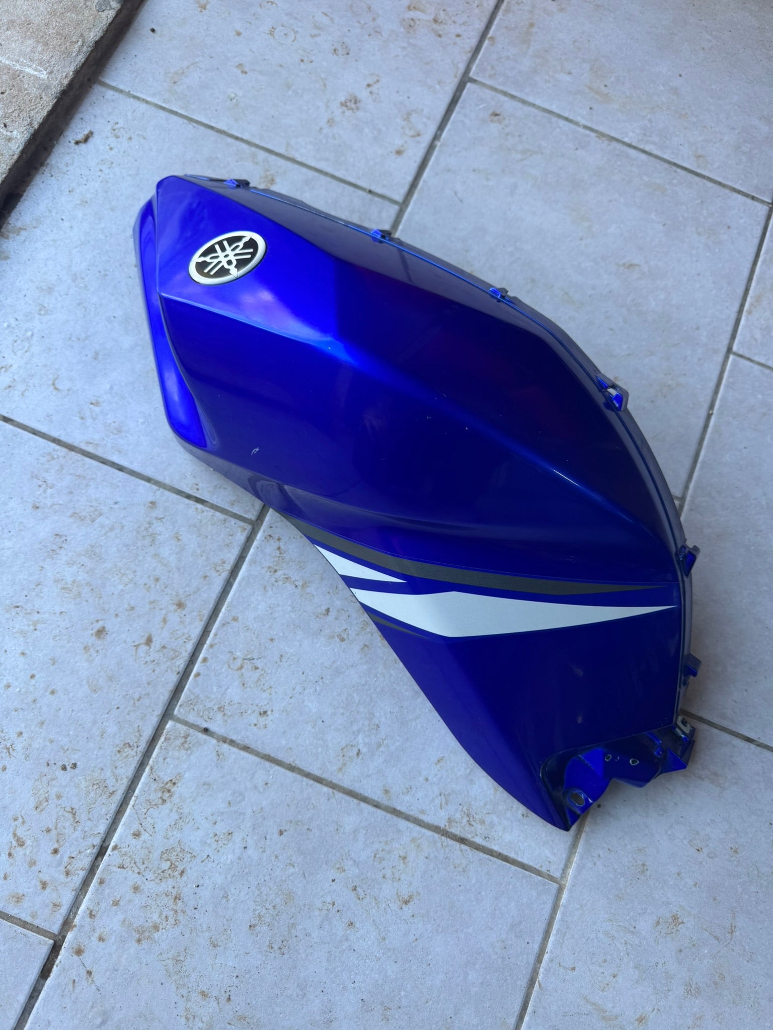 Carénage G réservoir Yamaha YZF R125 Phase 1