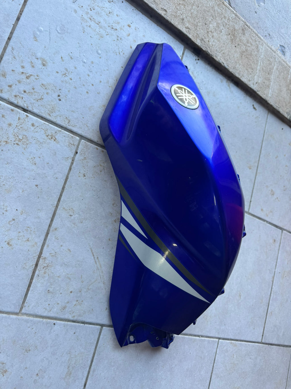 Carénage G réservoir Yamaha YZF R125 Phase 1
