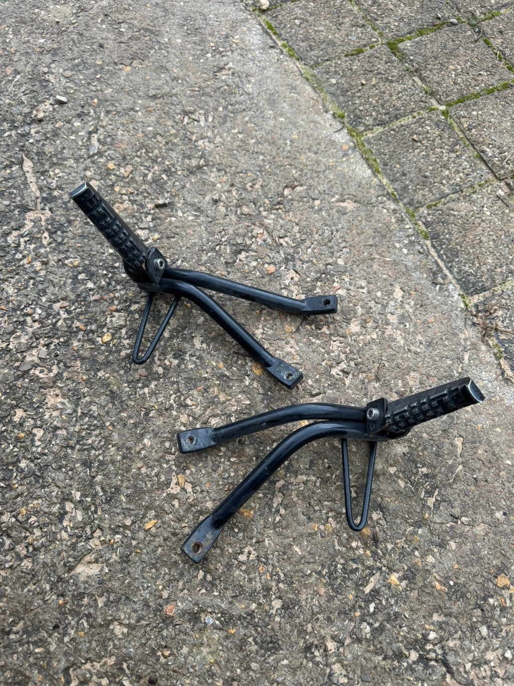 Repose Pieds arrière Yamaha 125 WRX