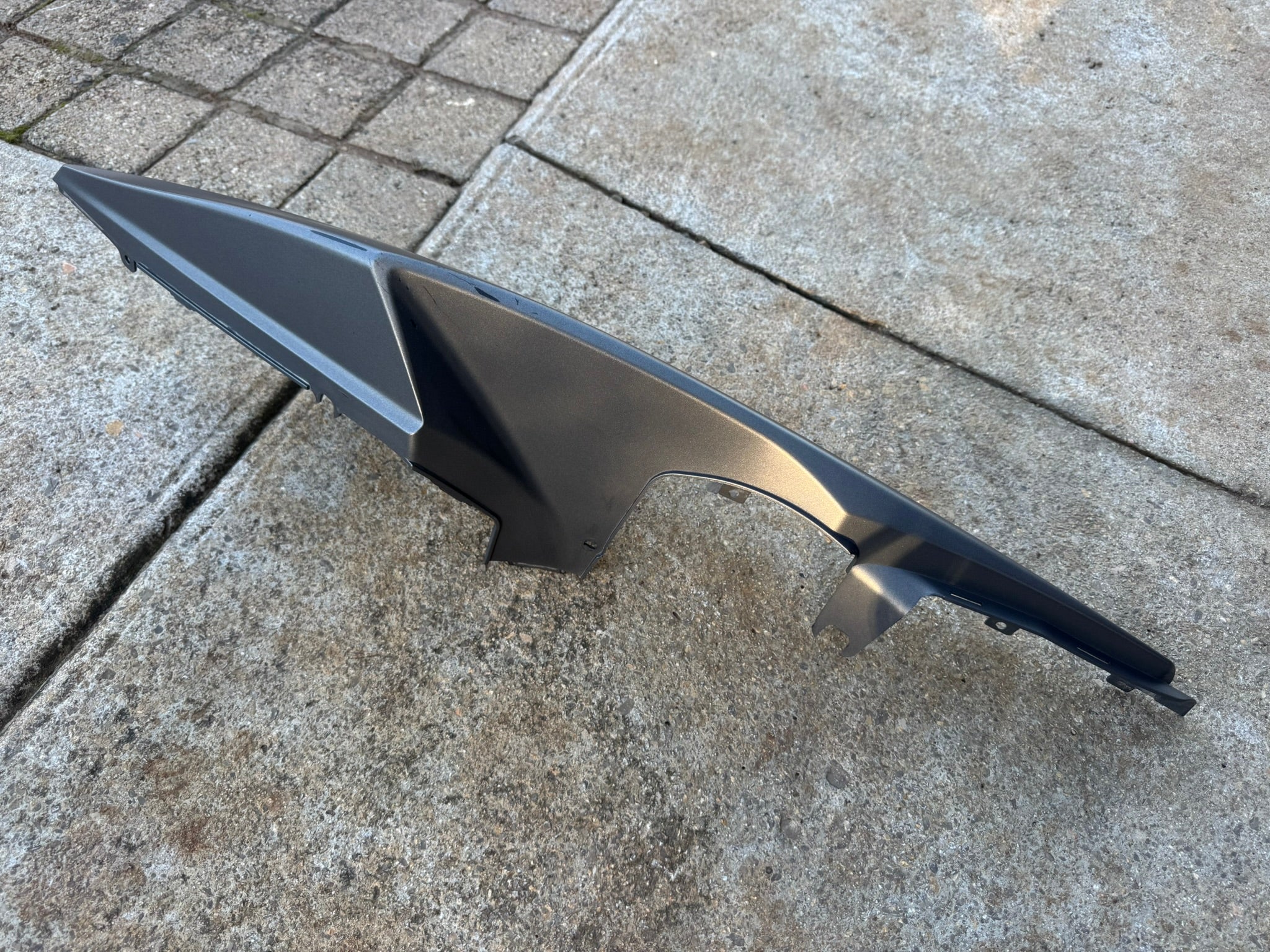 Flanc arrière G Yamaha YZF R125 Phase 2