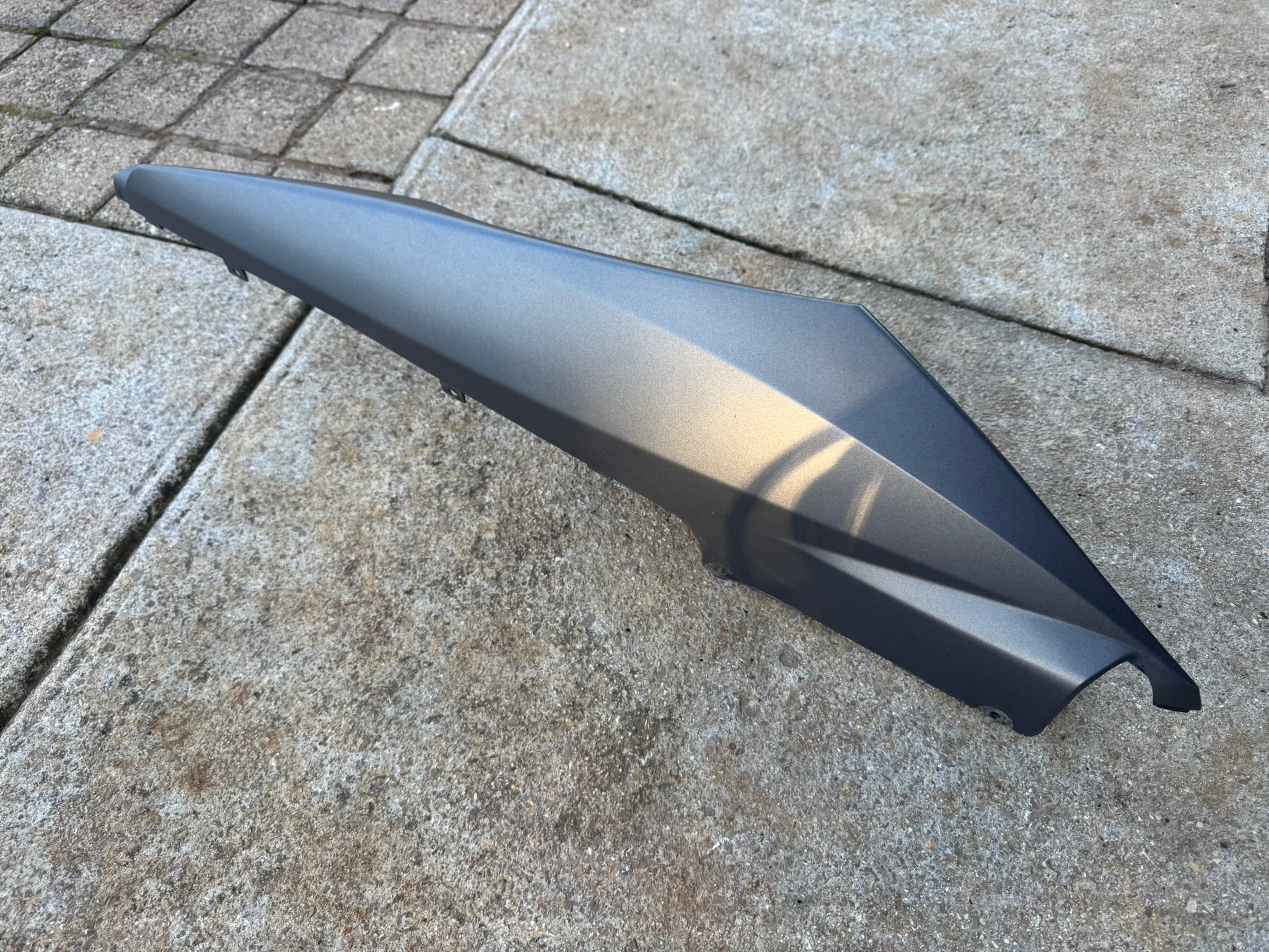 Flanc arrière G Yamaha YZF R125 Phase 2